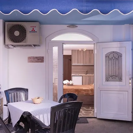House Katerina Mediterranean Apartman Szárti