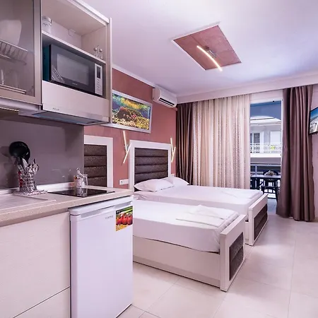 House Katerina Mediterranean 사르티